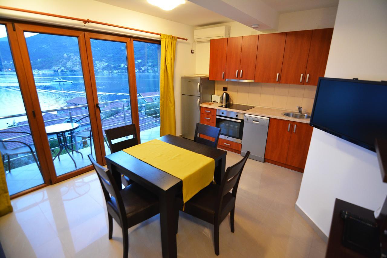Tale House Montenegro Tivat Exterior foto