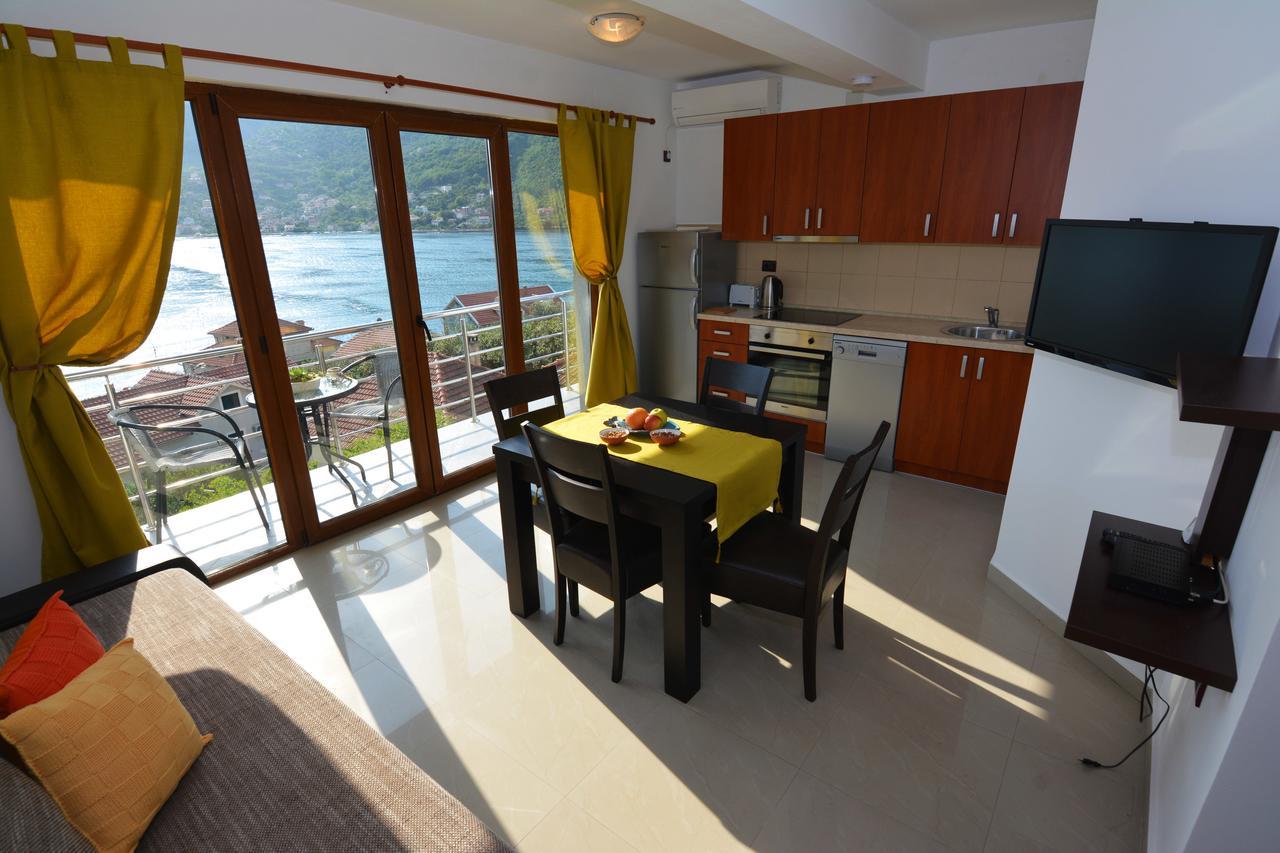 Tale House Montenegro Tivat Exterior foto
